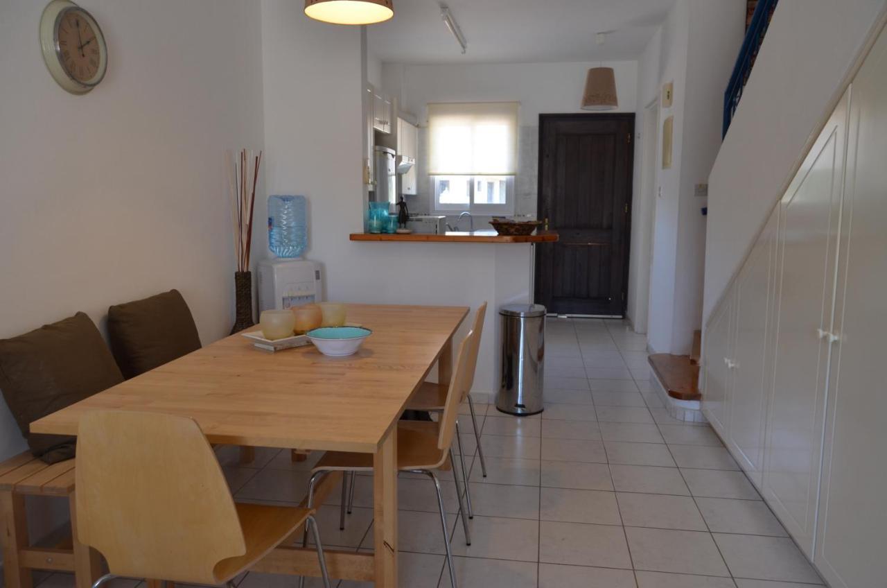 Vacation House Sanders Paphos Exterior photo